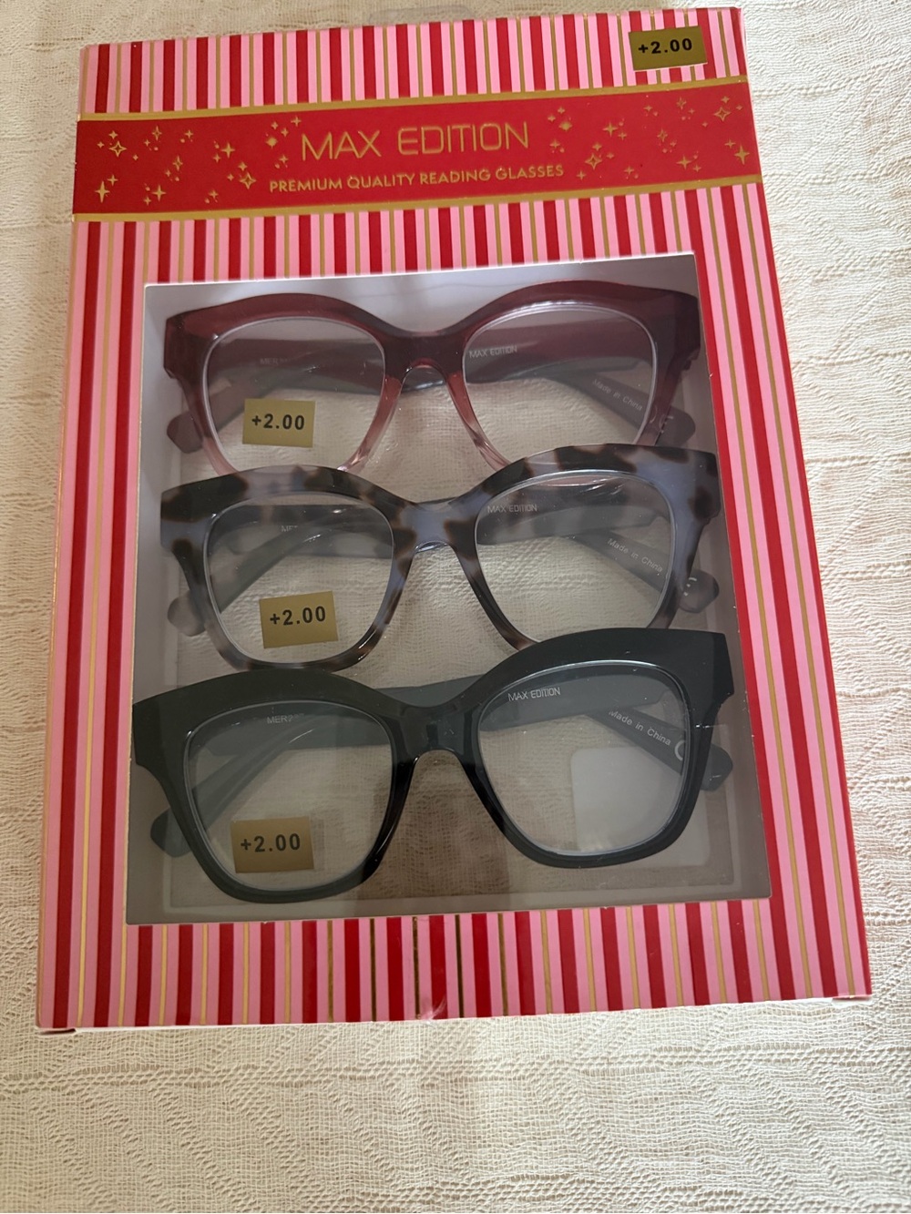 Glasses in Gift-style Packaging